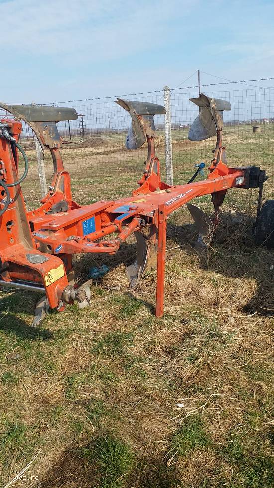 Vand plug Kuhn Master 120 si disc agricol.
