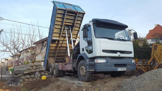 Transport cu Camion cu macara .7,    5 tone 2,    40 latime 4,    80