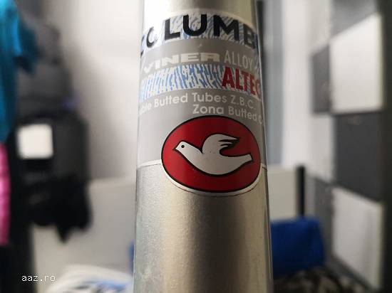 Vând cadru bicicleta 1,  2 kg din carbon Viner Pro Team