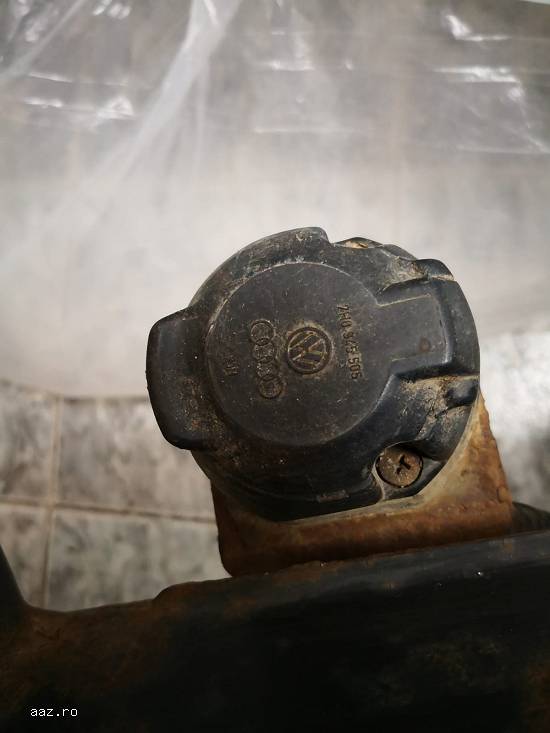 Vand Carlig de Remorcare VW Volkswagen T5 complet,    Original.