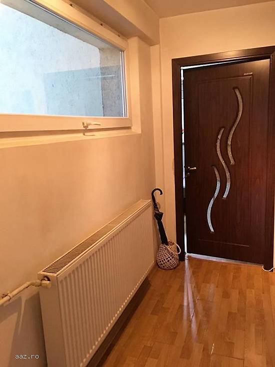 Vand apartament 2 camere,   zona Arcul de Triumf
