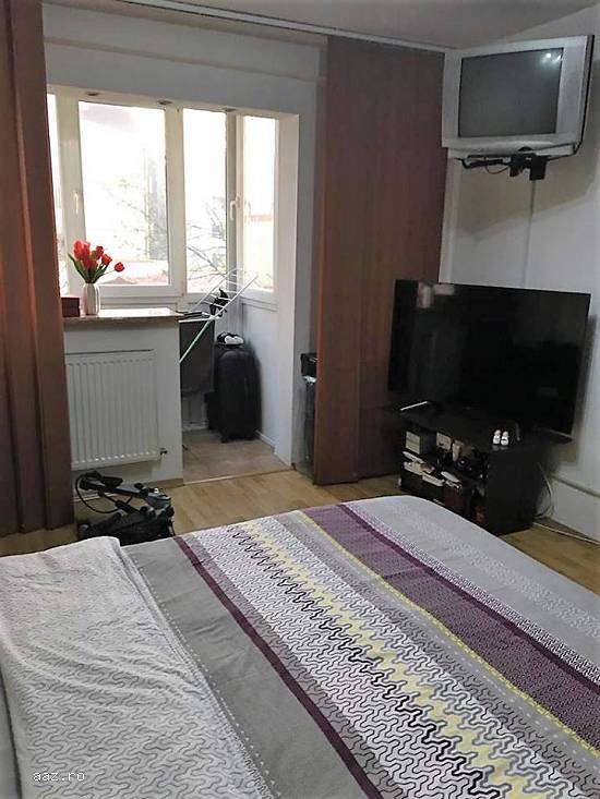 Vand apartament 2 camere,   zona Arcul de Triumf