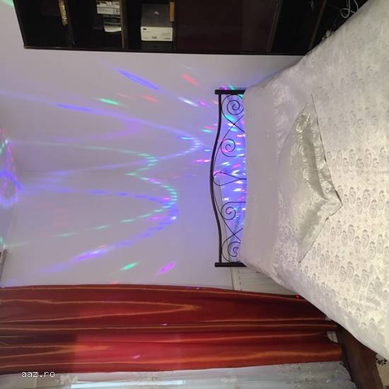 Vand sau schimb apartament