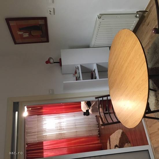 Vand sau schimb apartament