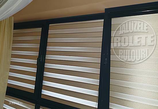 Rolete de tip zebra cu caseta si ghidaj din aluminiu.