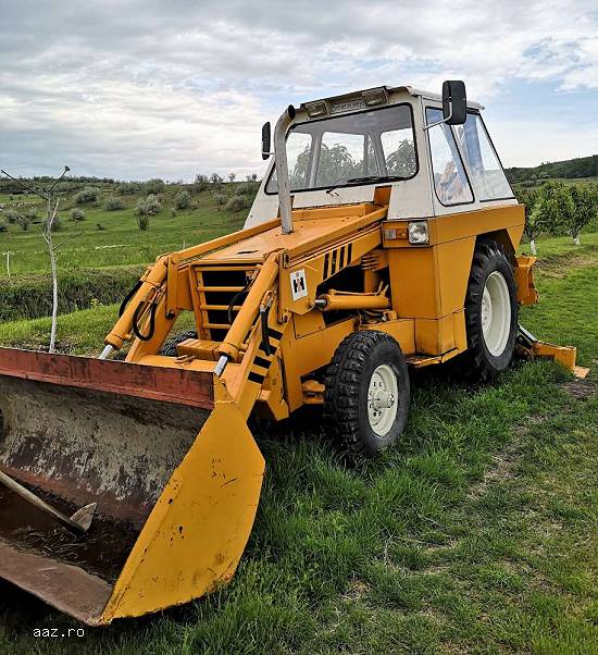 Buldoexcavator Harvester