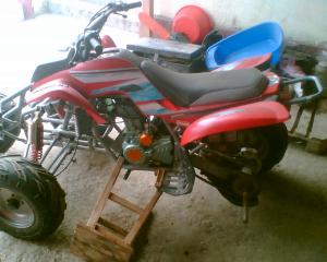 caut opieza de atv un ax de spate urgent