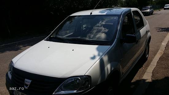 Vand  Dacia logan 1.4 benzina