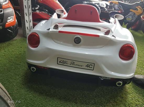 Mașină electrică pentru copii Alfa Romeo 4C Alb Nou