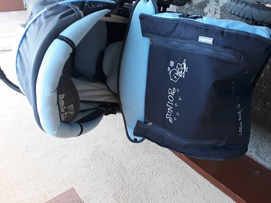De vanzare carucior 2 in 1