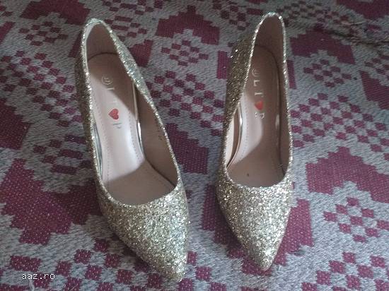 Pantofi