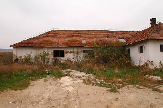 Proprietate imobiliara si bunuri mobile situate in Hereclean,    jud. Salaj