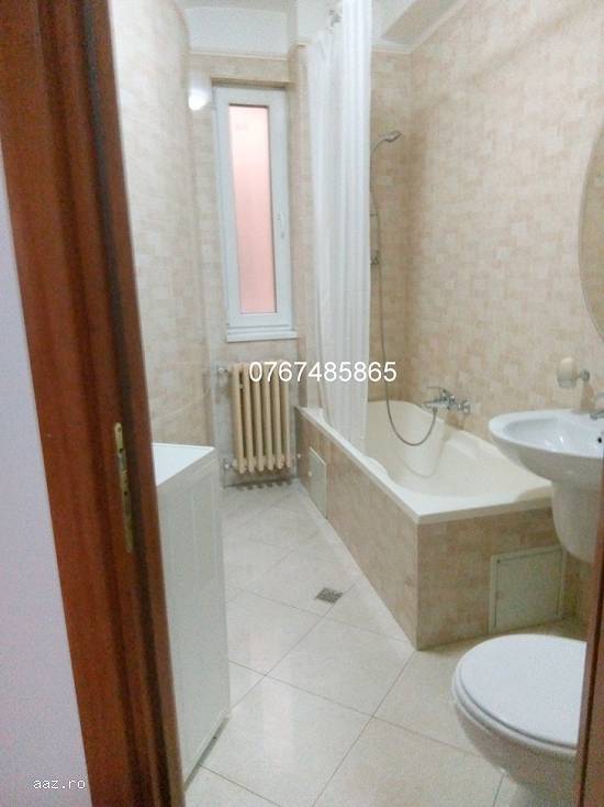 Carol-Izvorul Rece Ferdinand stradal acces Foisorul dee Foc vila mica etaj 1 firma/locuit 3 cam 55 m