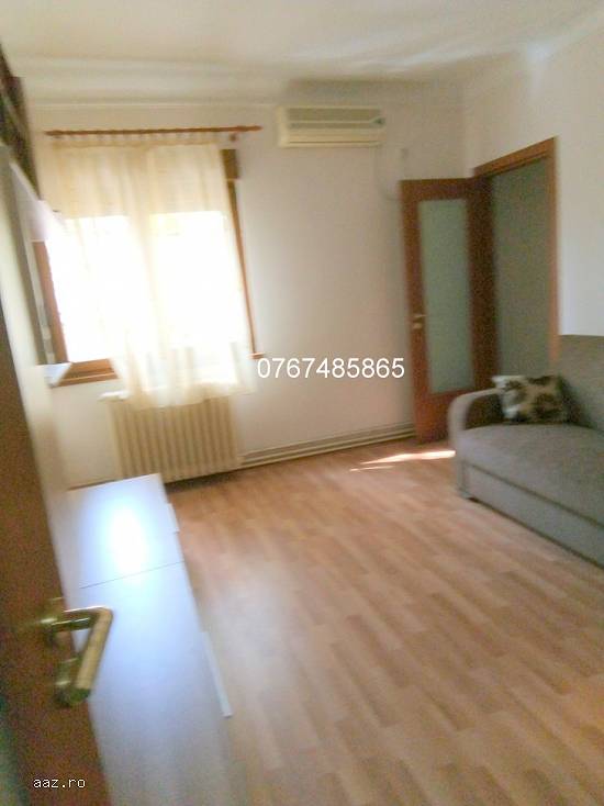Carol-Izvorul Rece Ferdinand stradal acces Foisorul dee Foc vila mica etaj 1 firma/locuit 3 cam 55 m