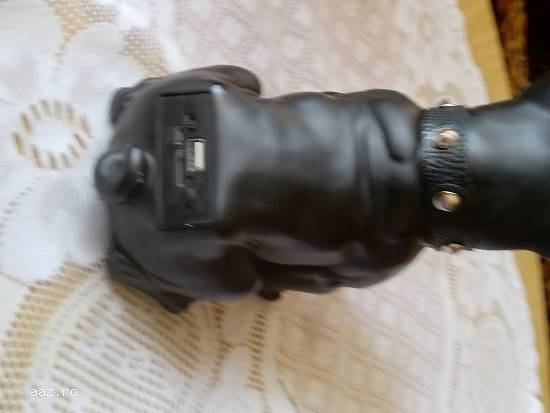 Boxa cu bass + Gratuit un șarpe de jucarie