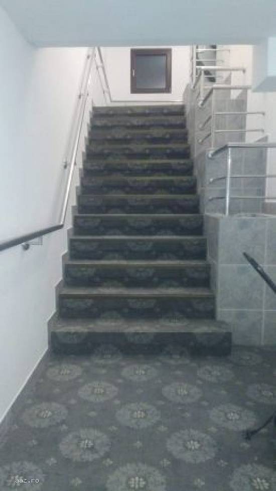 Montaj mocheta linoleum parchet tapet