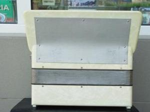 vind acordeon hohner verdi 2(bandon)