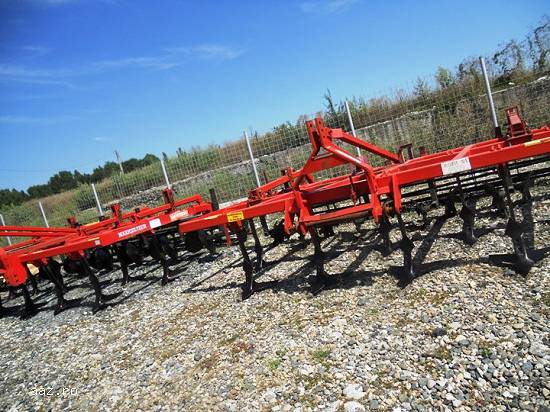Combinator  agricol Quivogne