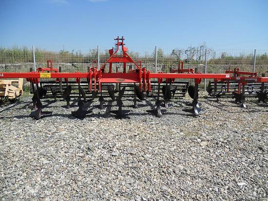 Combinator  agricol Quivogne
