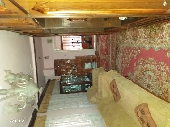 Vand casa cu 4 camere