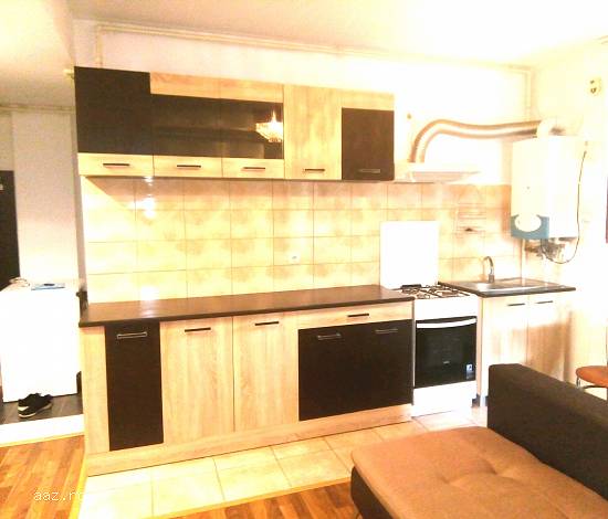 Închiriez apartament 3 camere