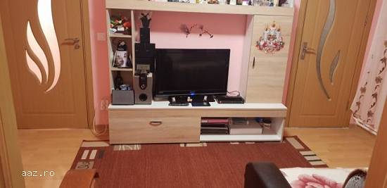 Vând apartament sau schimb cu casa