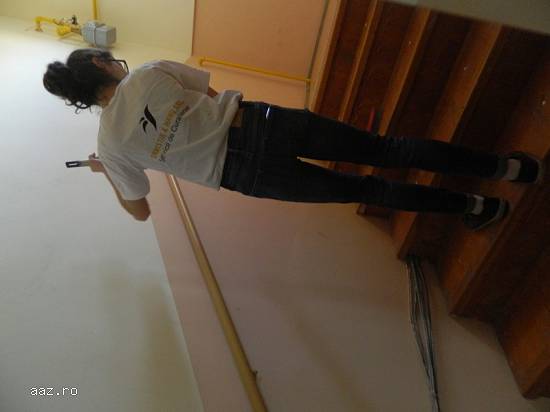 Servcii de Curatenie in scari de bloc