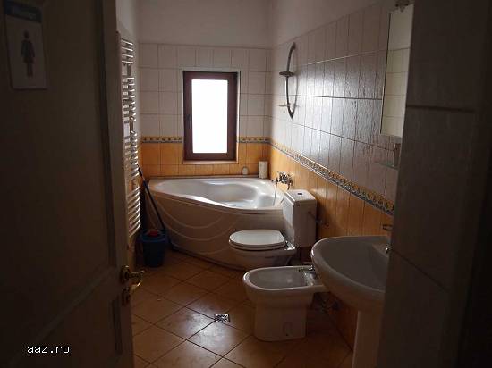 Proprietate imobiliara - Teren si Vila