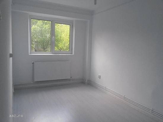 De vanzare apartament 2 camere decomandat galati,   micro 21