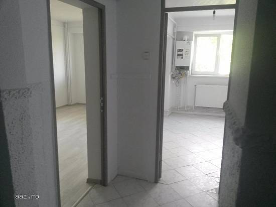 De vanzare apartament 2 camere decomandat galati,   micro 21