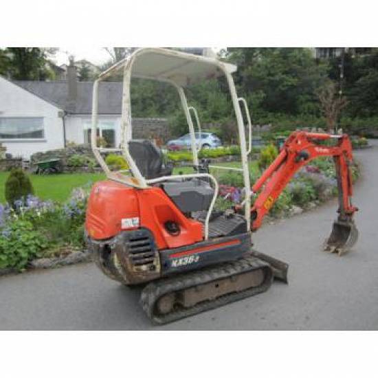 Miniexcavator Kubota &Basculabila Iveco Daily