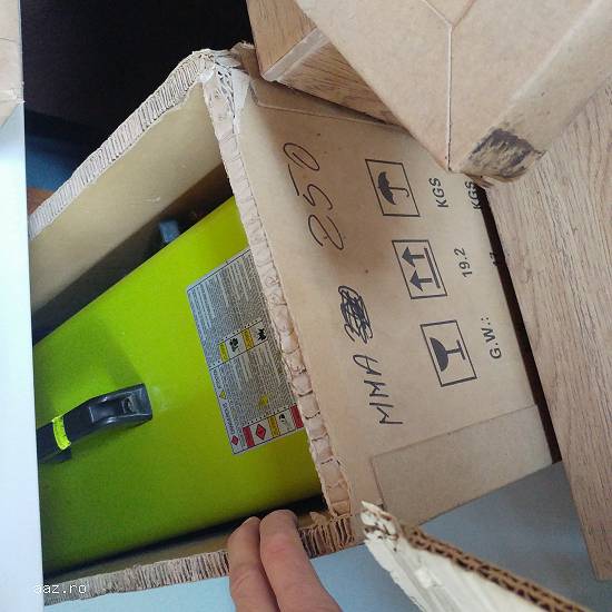 Stoc bunuri mobile - electrice,   sanitare,   constructii,   s.a.