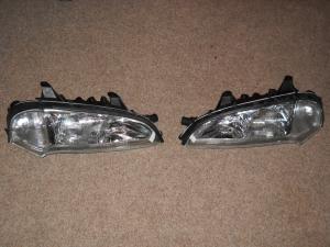 vand o pereche far opel TIGRA