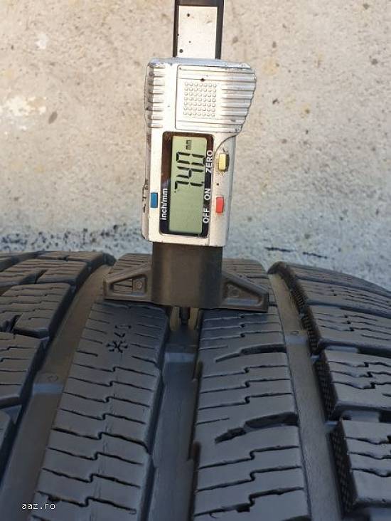 Vind patru anvelope de  iarna  nokian 285 30 20 cu 255 35 20