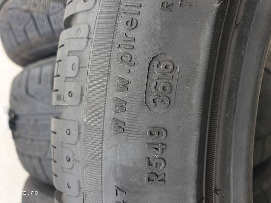 Vind patru anvelope de iarna  dunlop  205 55 16