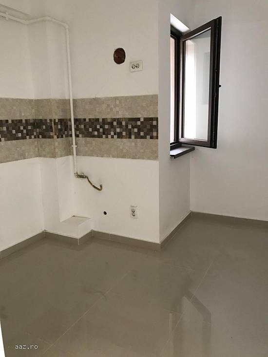 Propietar vând apartament nou 3 camere