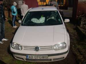 Vand VW Golf 4 avariat