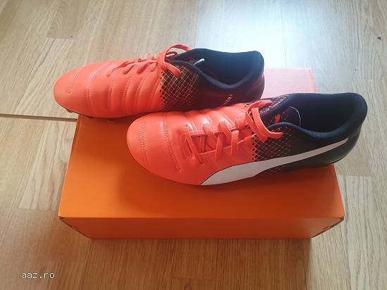 Ghete de fotbal Puma Noi!