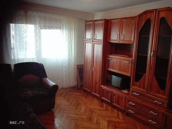 Vand apartament cu 2 camere