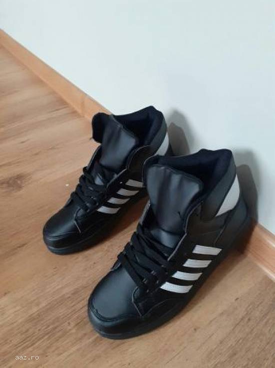 Adidasi