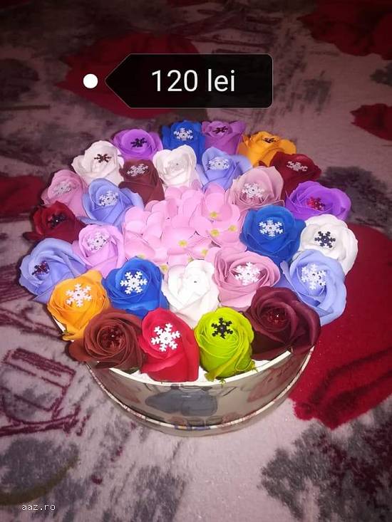 Aranjamente trandafiri din săpun disponibile