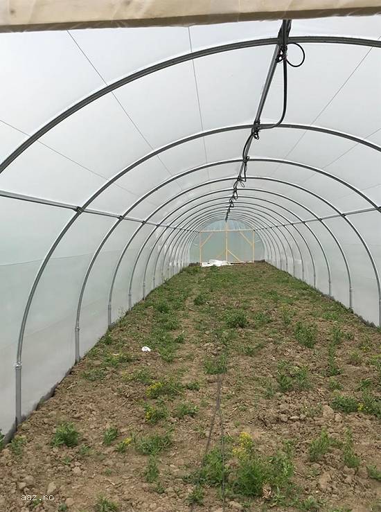 Sera de gradina pentru flori/legume