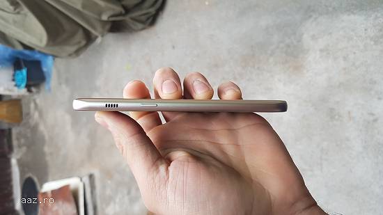 Samsung A 3 2017 nou impecabil