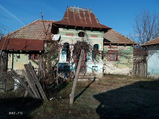 Casă de vânzare