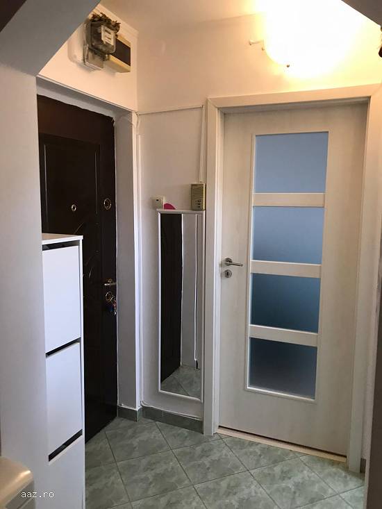 Apartament cu 2 camere decomandat