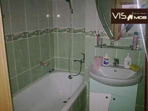 Vand urgent in Onesti apartament 2 camere