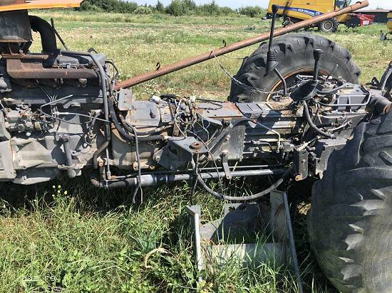 Lichidator judiciar vand Tractor Renault 325.
