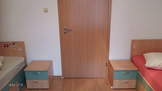 Particular inchiriez apartament 3 camere cf. 1
