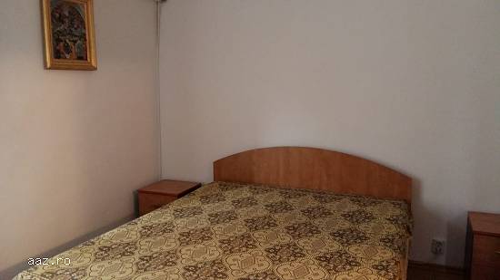 Particular inchiriez apartament 3 camere cf. 1