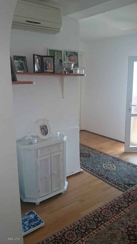 Vand apartament in vila/duplex,   Mangalia